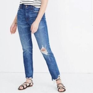 Madewell The Perfect Summer "Mom" Jean Destructed